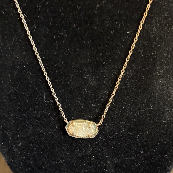 Kendra Scott Jewelry - Kendra Scott Gold Druzy Horizontal Pendant Necklace